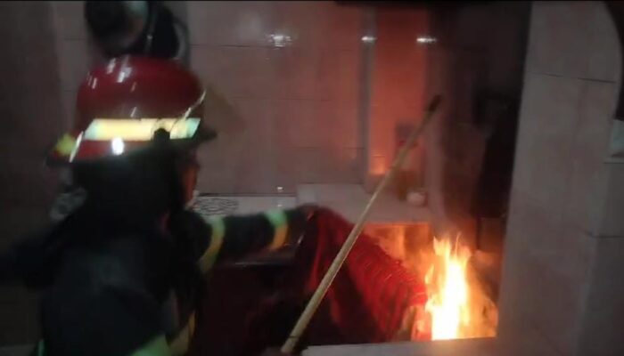 Kebakaran di Padang Timur, Api Diduga dari Tabung Gas