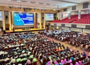Ribuan Siswa SMA dan SMK Ikuti Sosialisasi SNPMB 2025 Di UNP