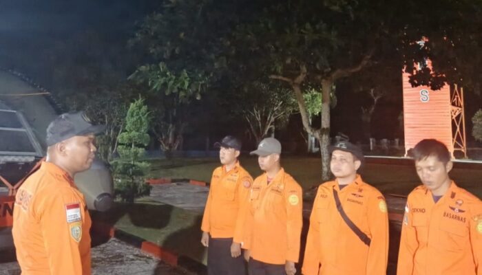 Satu Anak Hilang Terseret Ombak di Pantai Sikilang