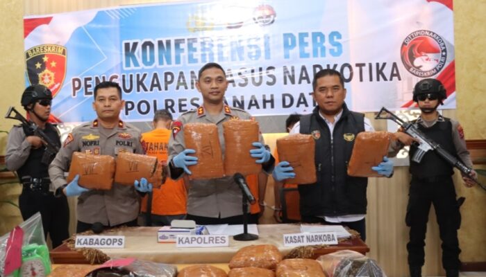 Polres Tanah Datar Sita 13 Kg Ganja dari Dua Lokasi Berbeda
