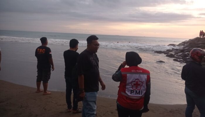 Seorang Pria Diduga Tenggelam di Pantai Koto Marapak