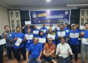 Staf Humas UNP Furqanul Hamdi Raih Penulis Terbaik ke-4 di Diklat Jurnalistik Alinia Institut