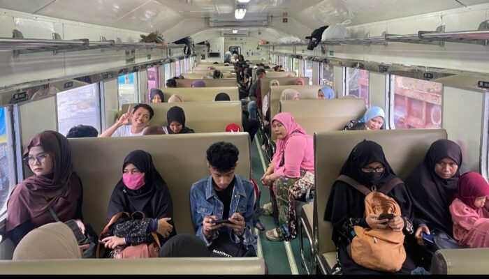 Puncak Festival Tabuik, KA Pariaman Layani 6.481 Penumpang