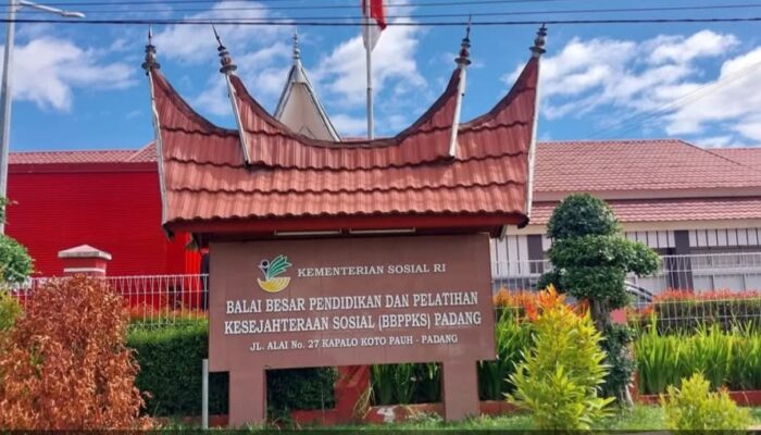 150 Siswa Kurang Mampu di Padang Mulai Ikuti Pendidikan Gratis