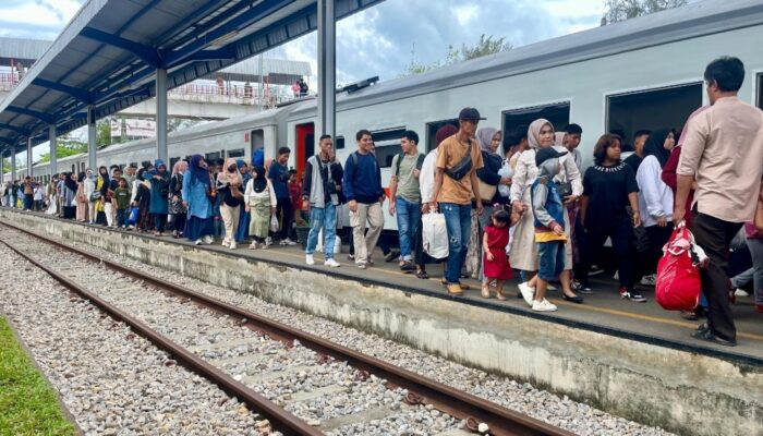 KA Pariaman Ekspres Jadi Primadona Saat Libur Sekolah