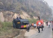 Tim Polres 50 Kota Bantu Padamkan Karhutla di Bukit Harau