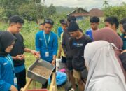 UNP Serahkan Mesin Pencacah Sampah ke Nagari Tabek Panjang