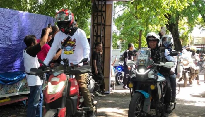 300 Bikers Mancanegara Ramaikan HJK Padang ke-356
