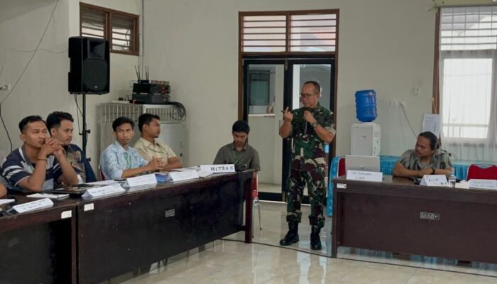 Danrem 032/Wbr Bekali HMI Sumbar dengan Wawasan Geopolitik Global