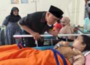 Mahyeldi Tinjau Korban Keracunan MBG di RSUD Lubuk Basung