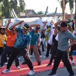 Wawako Padang Ikut Jalan Sehat HUT ke-80 PT Garam di Padang