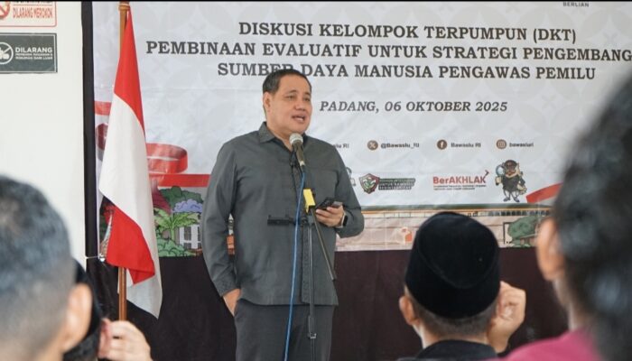 Bawaslu RI Diskusi Strategi Penguatan SDM Pengawas Pemilu di Padang