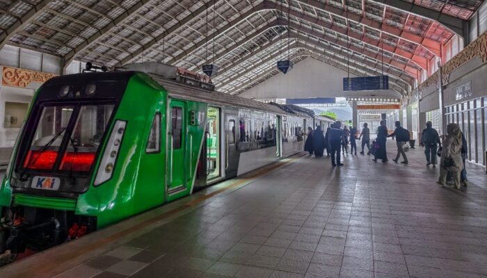 Minangkabau Ekspres: Pilar Mobilitas dan Magnet Pariwisata