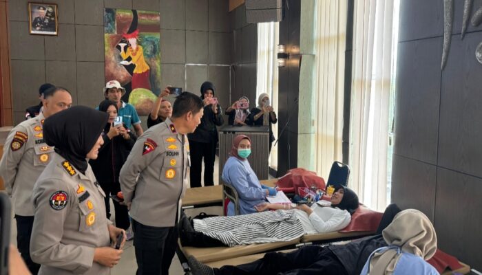 Polda Sumbar Gelar Donor Darah dan Pemeriksaan Kesehatan Gratis