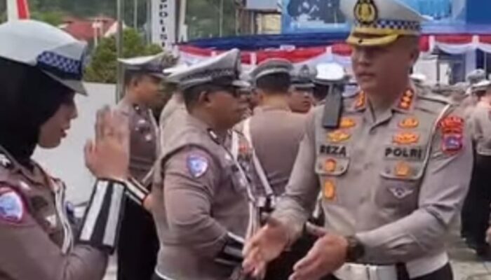 Sejumlah Jalur Utama Terputus, Polisi Imbau Warga Tunda Perjalanan Jauh