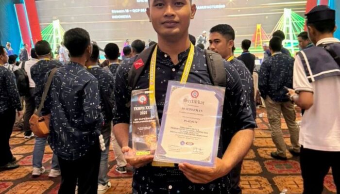 Satria Budiman, Perwakilan KAI Sumbar Raih Penghargaan Platinum