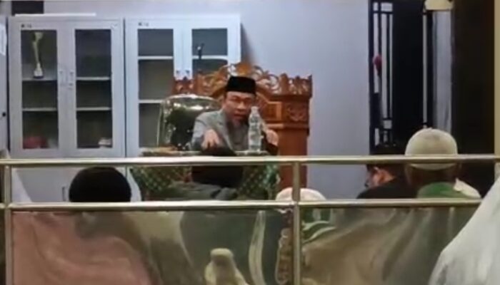 Di Masjid Ukhuwah Maigus Nasir Ingatkan Bencana, Kembali ke Jalan yang Benar