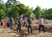 Pangdam XX/TIB dan Danrem 032/Wbr Kunjungi Korban di Palembayan