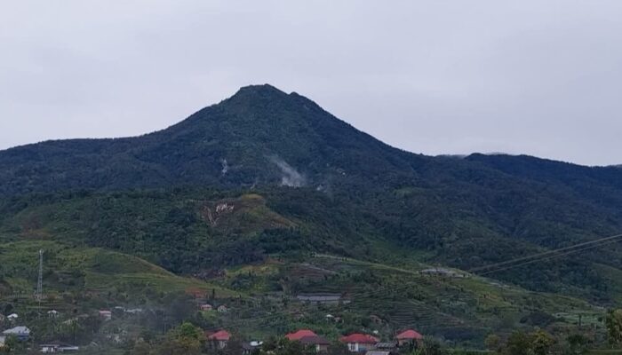 Gunung Talang Berstatus Waspada, Aktivitas Vulkanik Masih Fluktuatif