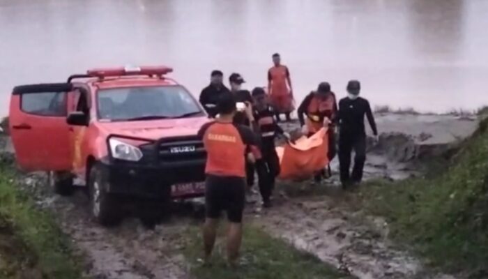 Bocah 11 Tahun Hanyut di Sungai Batang Anai Ditemukan Meninggal