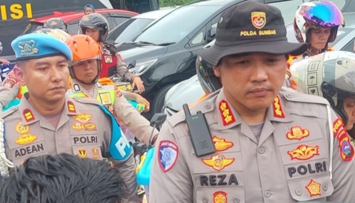 Ditlantas Polda Sumbar Gelar Servis dan Cuci Motor Gratis untuk Korban Banjir
