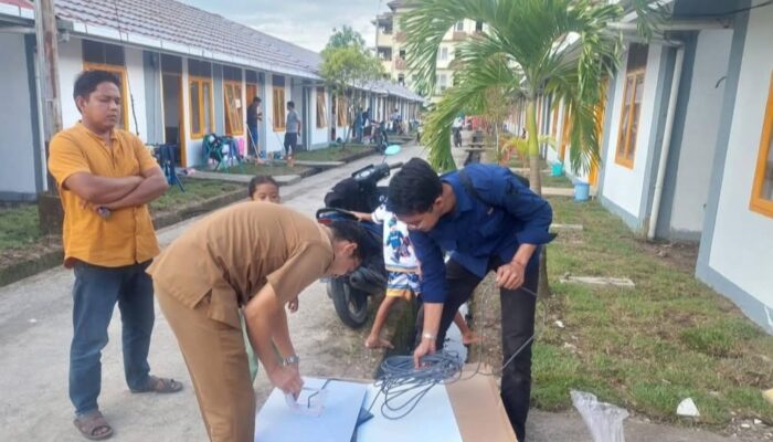 Pemkot Padang Pasang Akses Internet di Huntara