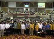 Rektor UNP Lepas 2.232 Mahasiswa KKN, Menko PM Turut Hadir