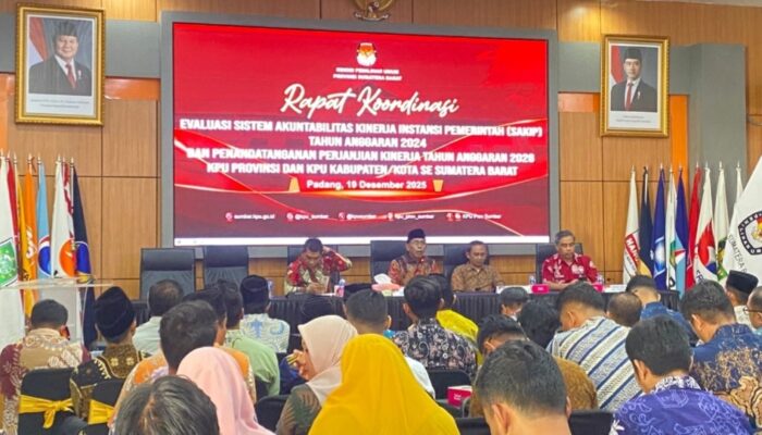 Rakor SAKIP, Ketua KPU Ingatkan Kesiapan Dokumen Anggaran