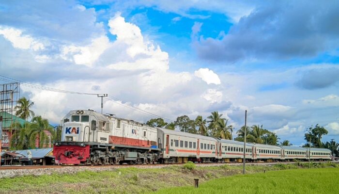 Ayo Naik Kereta…!!! KAI Sumbar Sediakan 30 Ribu Tiket Libur Nataru