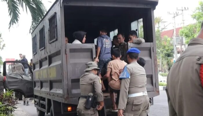 Satpol PP Padang Razia Trantibum, Gepeng dan Pengemis Ditertibkan