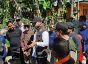 Wako Puji Semangat Goro Warga Dadok Tunggul Hitam Bersih bersih