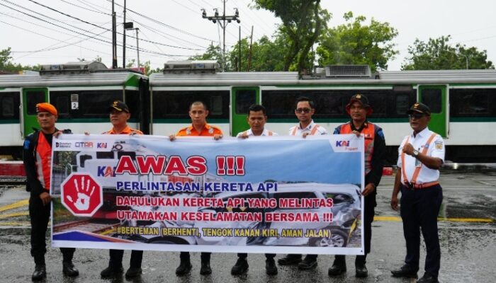 Awal Tahun 2026, KAI Sumbar Ingatkan Hati-hati di Perlintasan Sebidang KA