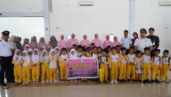 KAI Divre II Sumbar Ajak Anak TK Belajar Kenal Transportasi Publik