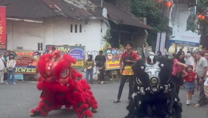 Pasar Malam Imlek Kota Tua Padang, Dongkrak Pariwisata dan Kepedulian Sosial