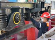 Pastikan Perjalanan Aman Jelang Lebaran, KAI Intensifkan Perawatan