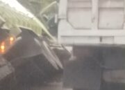 Truk Batu Bara Terguling di Turunan Sitinjau Lauik, Diduga Rem Blong