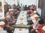 Puluhan Anak Yatim Buka Puasa Bersama di Masjid Ar-Raudhah