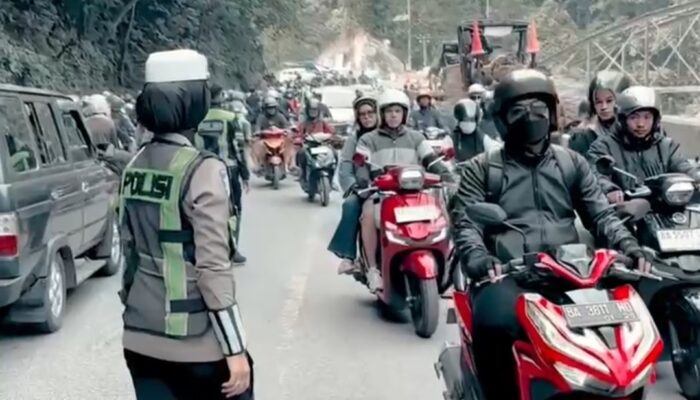 One Way Padang -Bukittinggi Berakhir, Pengendara Tetap Waspada