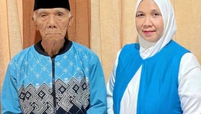 Mawardi MZ Veteran TNI 86 Tahun Tertua Asal Padang Berangkat Haji