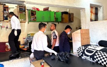 Lapas Solok Deklarasi Zero Halinar, Razia Gabungan dan Tes Urine  Keyword: