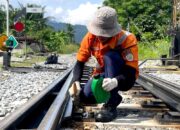 KAI Divre II Sumbar Lakukan Perawatan Intensif Prasarana