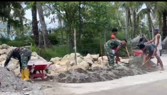 Satgas Karya Bakti TNI Kebut Pembangunan Jembatan Desa Bosua Mentawai