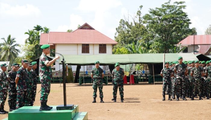 Danrem 032/Wbr Tinjau Prajurit Yonif TP 951 Pandeka Marapi