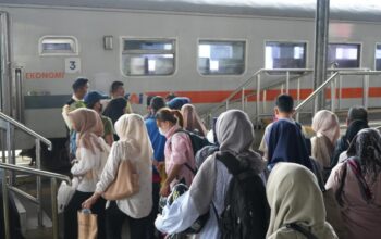 Pariaman Ekspres, Kereta Wisata Rakyat Menyusuri Keindahan Pesisir