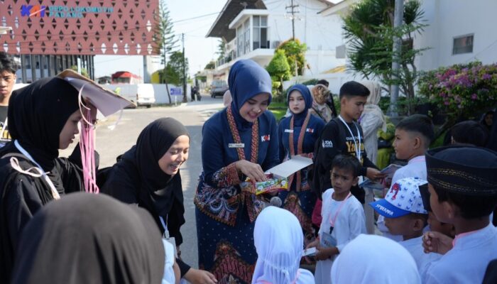 KAI Sumbar dan Yayasan Abulyatama Berbagi Kebahagiaan Bersama Ratusan Anak Yatim