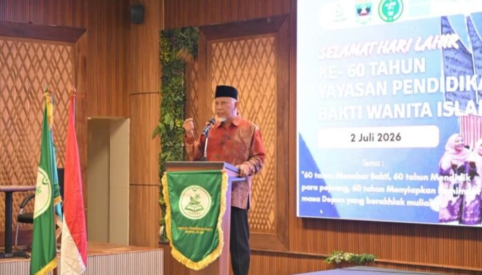 Gubernur Pastikan Perbaikan di Ruas Jalan Manggopoh–Padang
