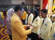 PKKMB Gugus II Resmi Dimulai, Rektor Motivasi Maba Kenalkan Pimpinan UNP