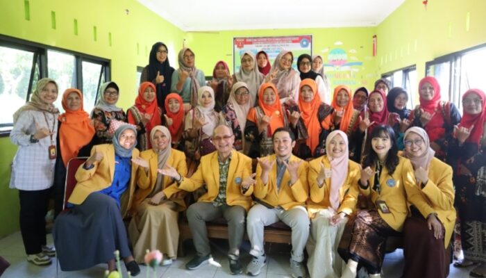 PPKn FIS UNP Perkuat Peran Bundo Kanduang Perkuat Nagari Tangguh Bencana