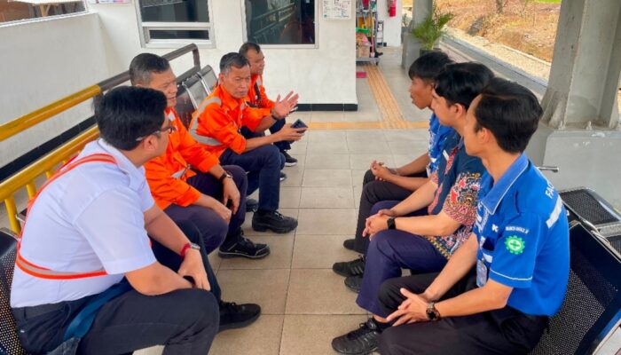 Tilik PJL, KAI Divre II Sumbar Perkuat Pengawasan dan Keselamatan di Perlintasan Sebidang