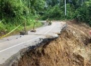 Jalan Palembayan- Matur Putus Total Jalur Sungai Taleh Terban